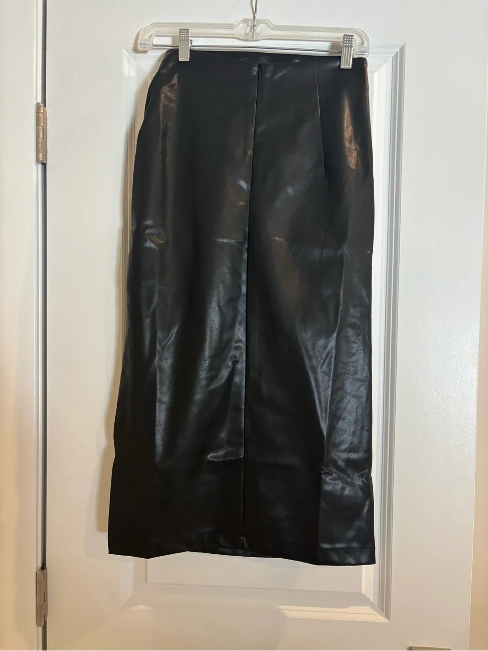 Commense Black Faux Leather Midi Skirt